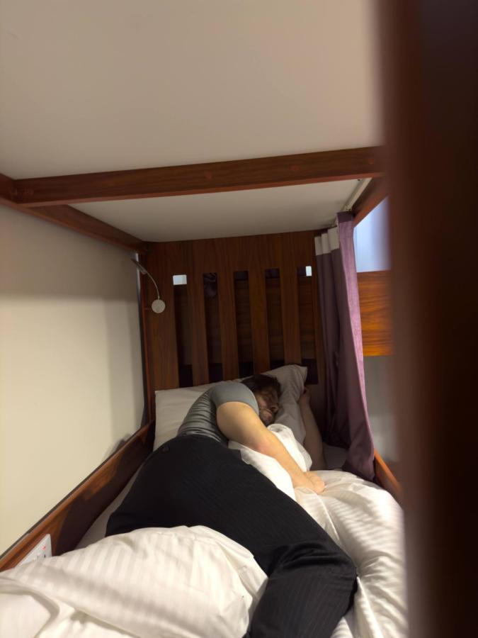Business Backpackers Jbr Pansiyon Dubai Dış mekan fotoğraf