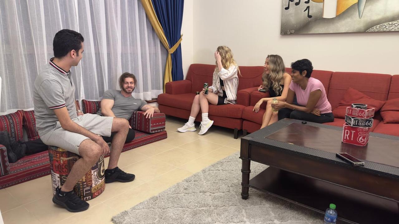 Business Backpackers Jbr Pansiyon Dubai Dış mekan fotoğraf